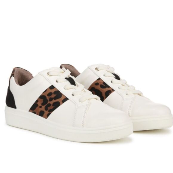 Bzees Happy Friday Lace Up Sneaker In Leopard (WIDE) - Picture 8 of 8